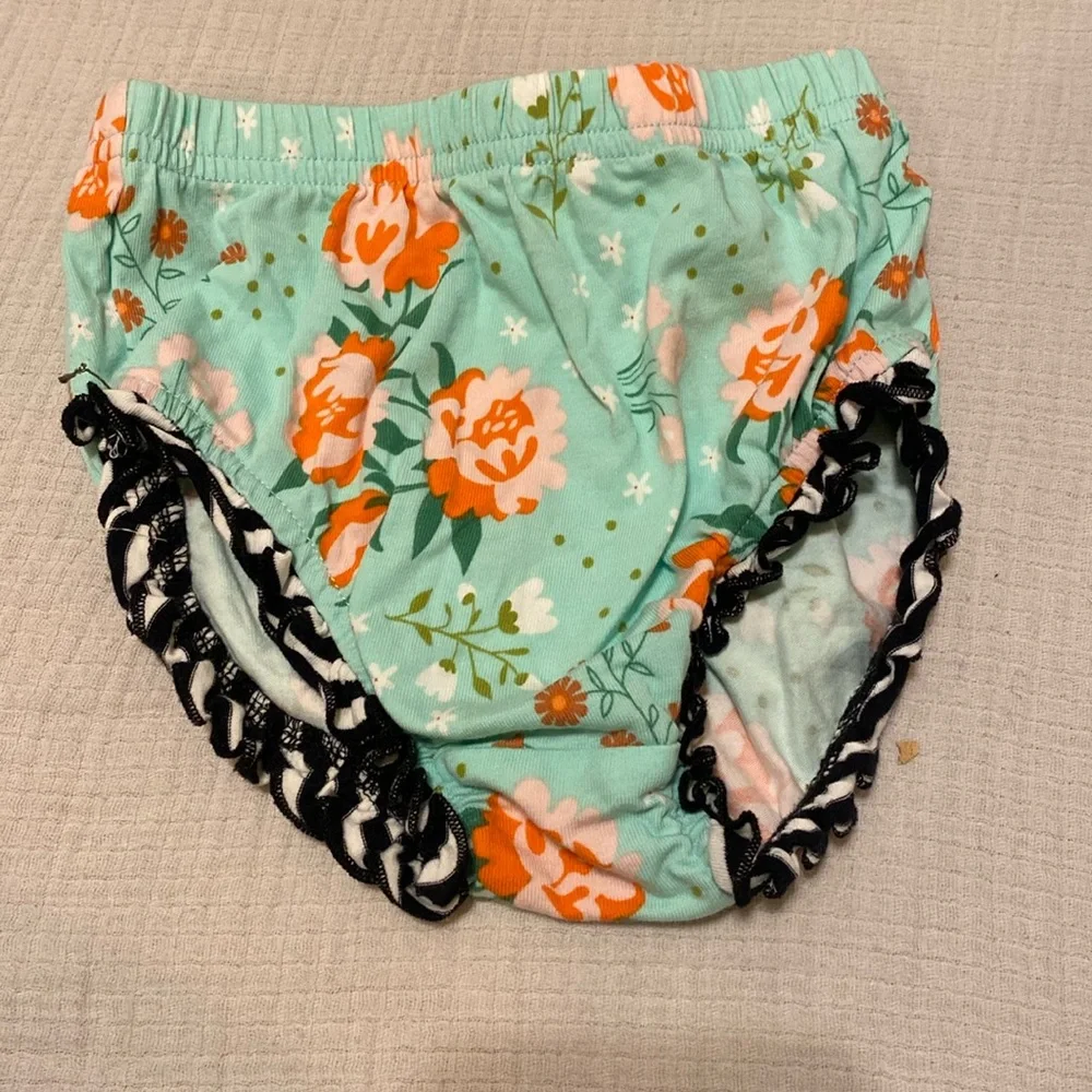 MATILDA JANE. Baby girl diaper cover.